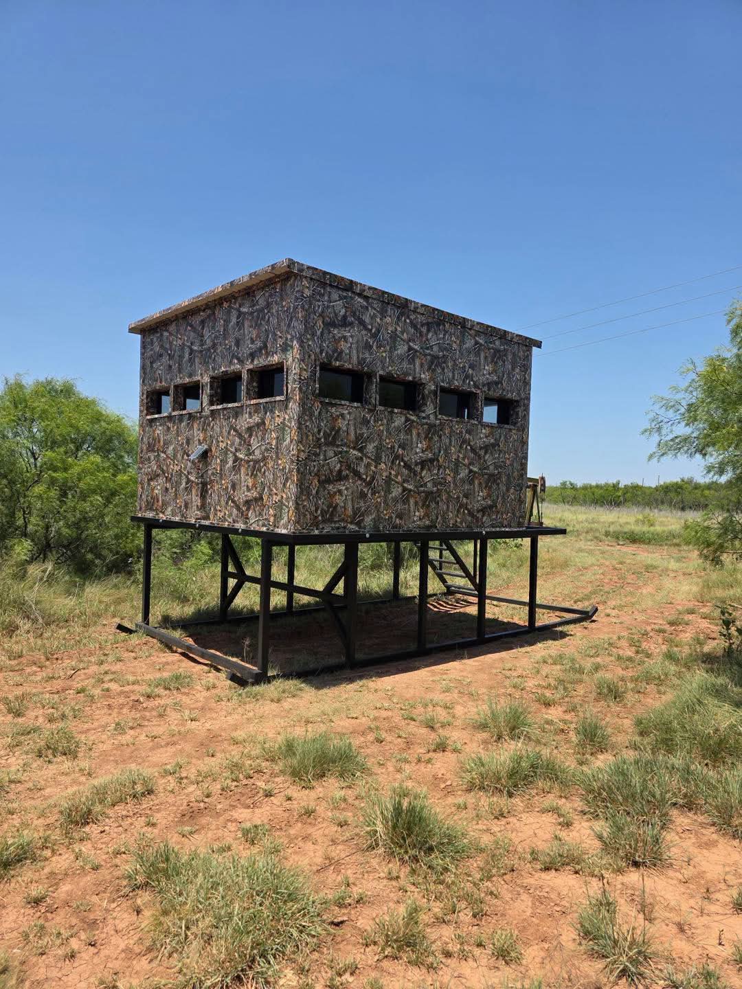Premium 8×8 Elevated Hunting Blind