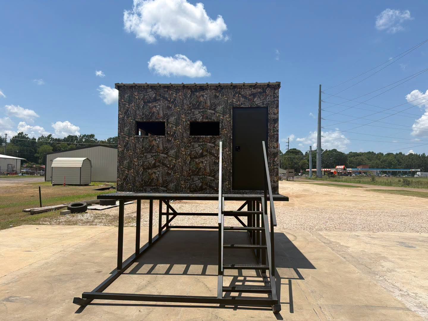 Premium 8×10 Elevated Hunting Blind