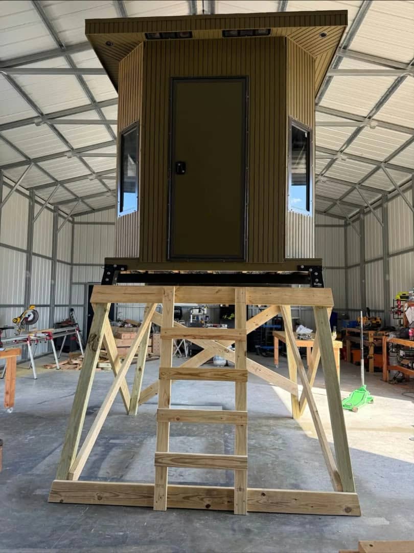 6×6 Octagon VIP Hunting Blind